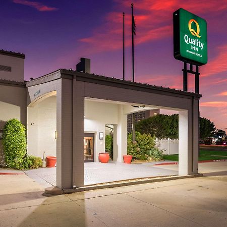 Quality Inn Tulsa Central Εξωτερικό φωτογραφία