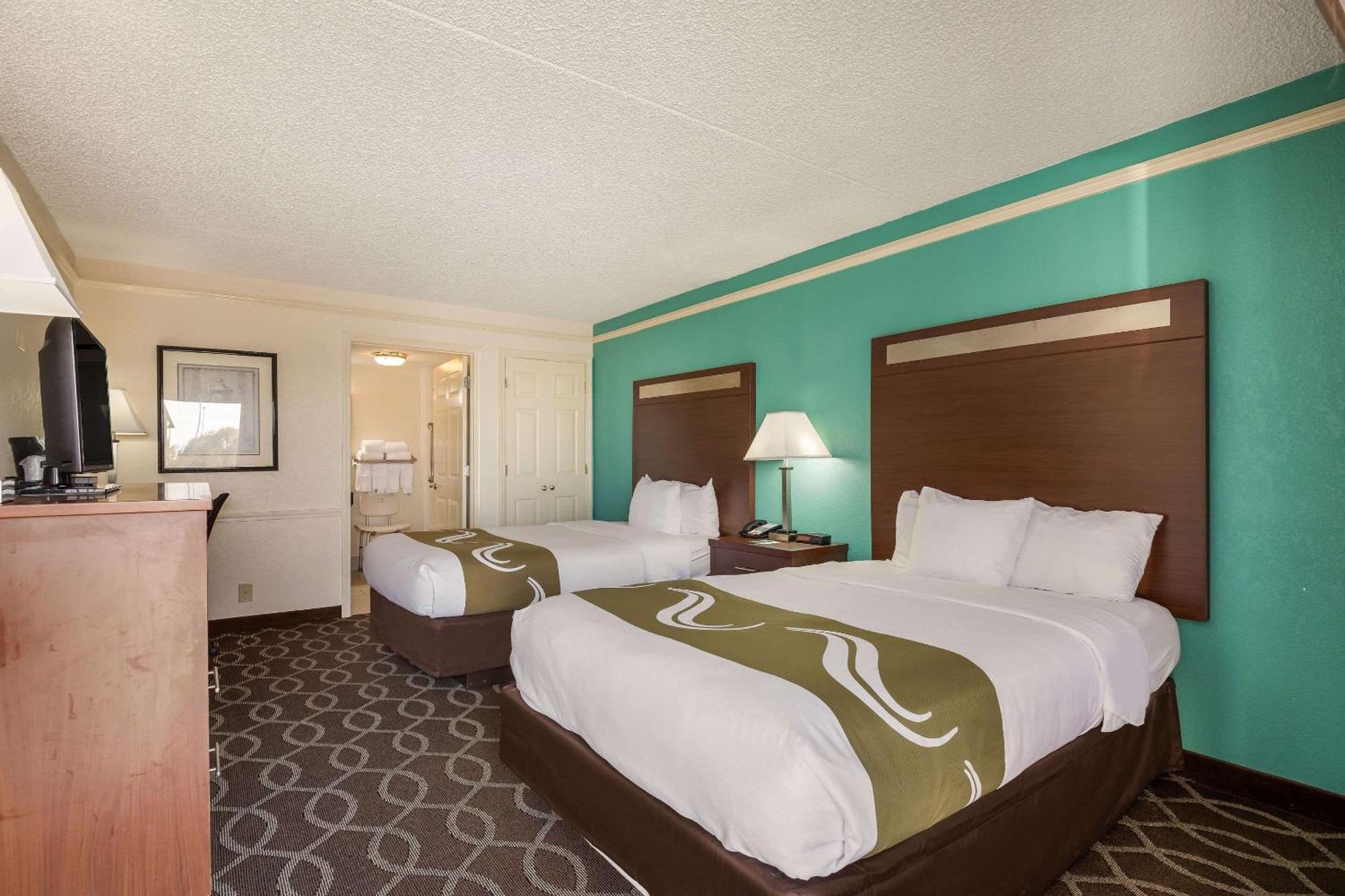 Quality Inn Tulsa Central Εξωτερικό φωτογραφία