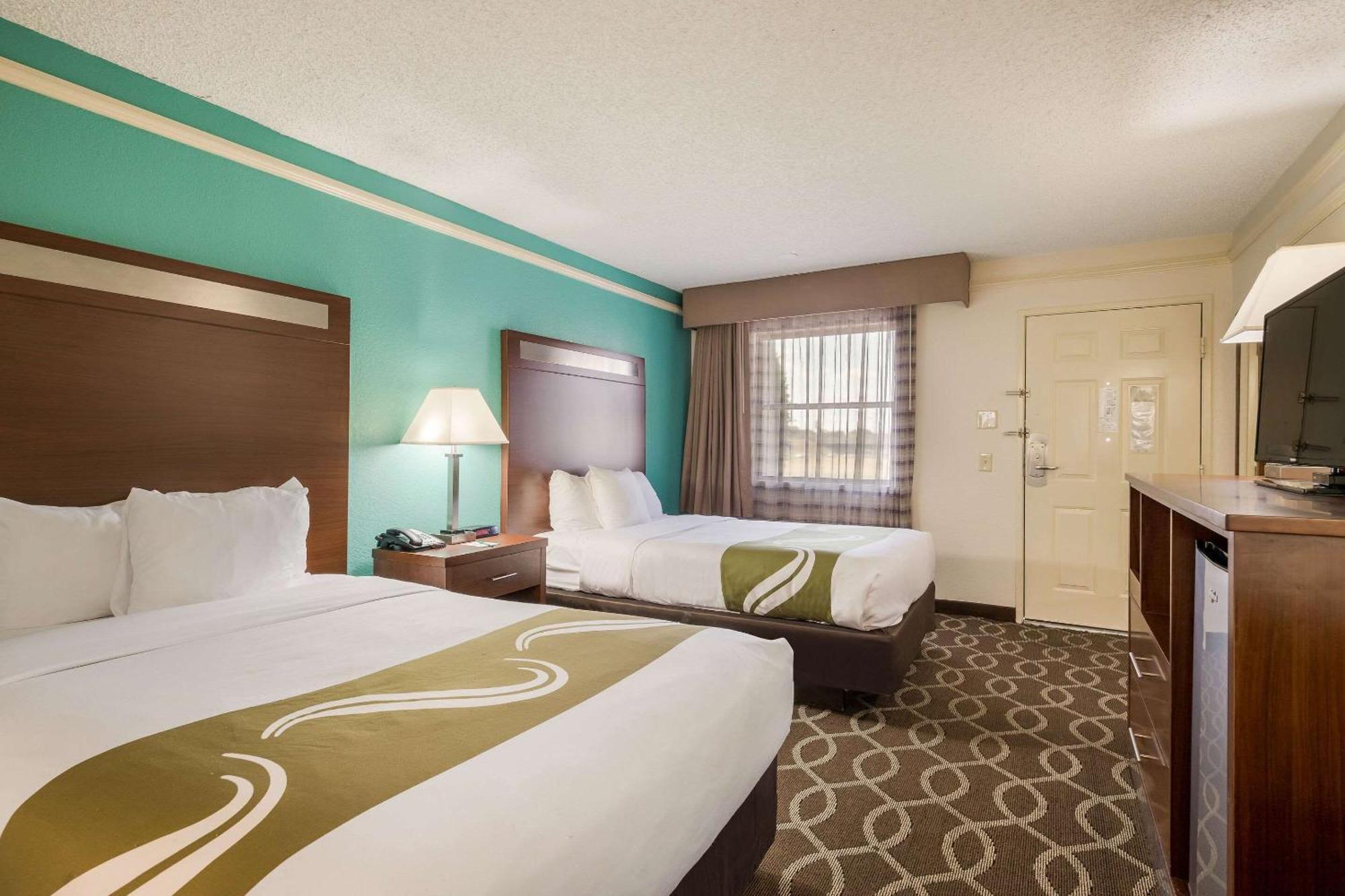 Quality Inn Tulsa Central Εξωτερικό φωτογραφία
